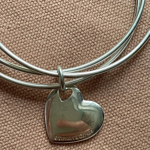 *SOLD* Tiffany & Co. Double Heart Triple Bangle - Picture 4 of 7